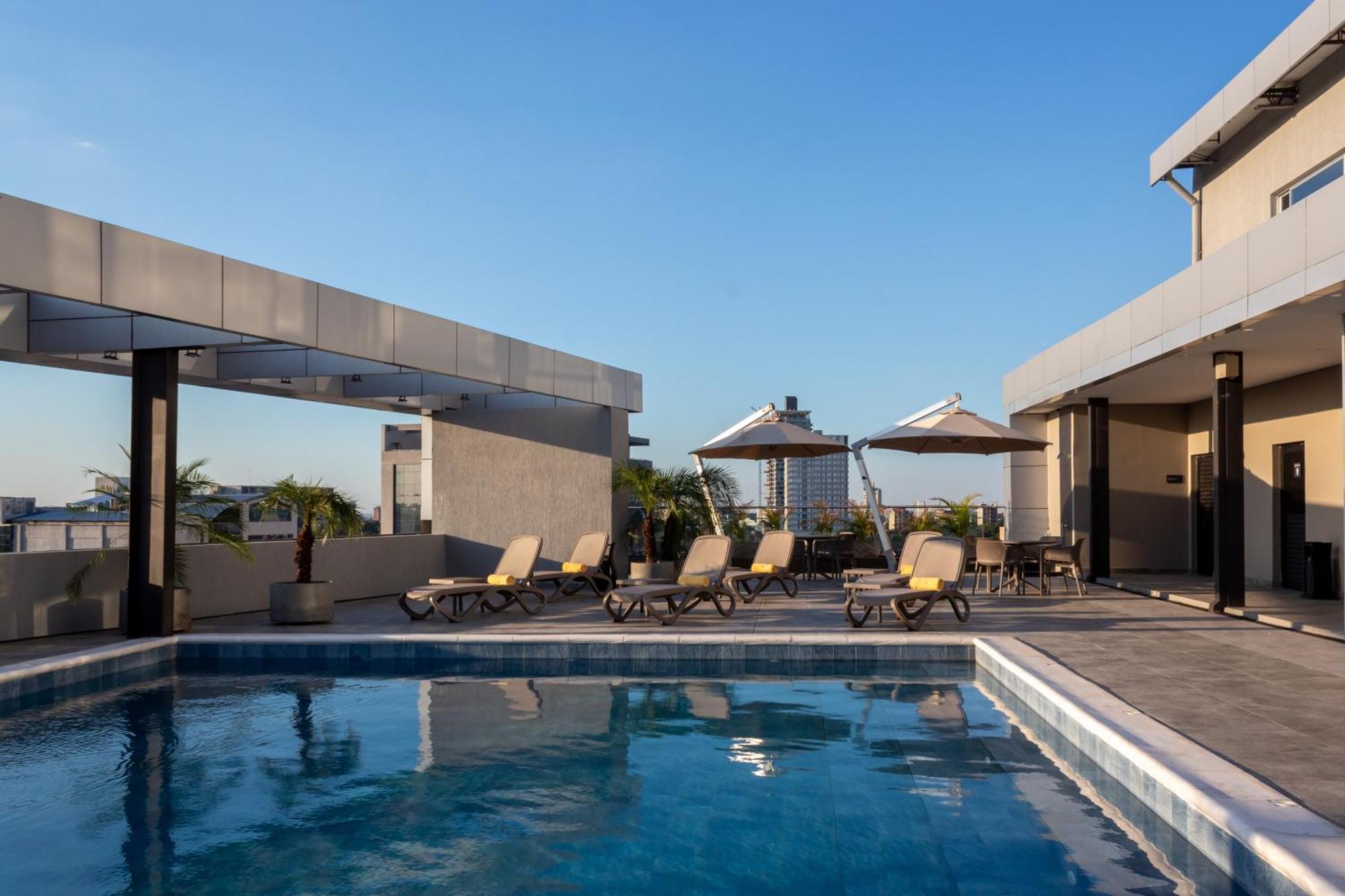 מלון Tryp By Wyndham אסונסיון מראה חיצוני תמונה