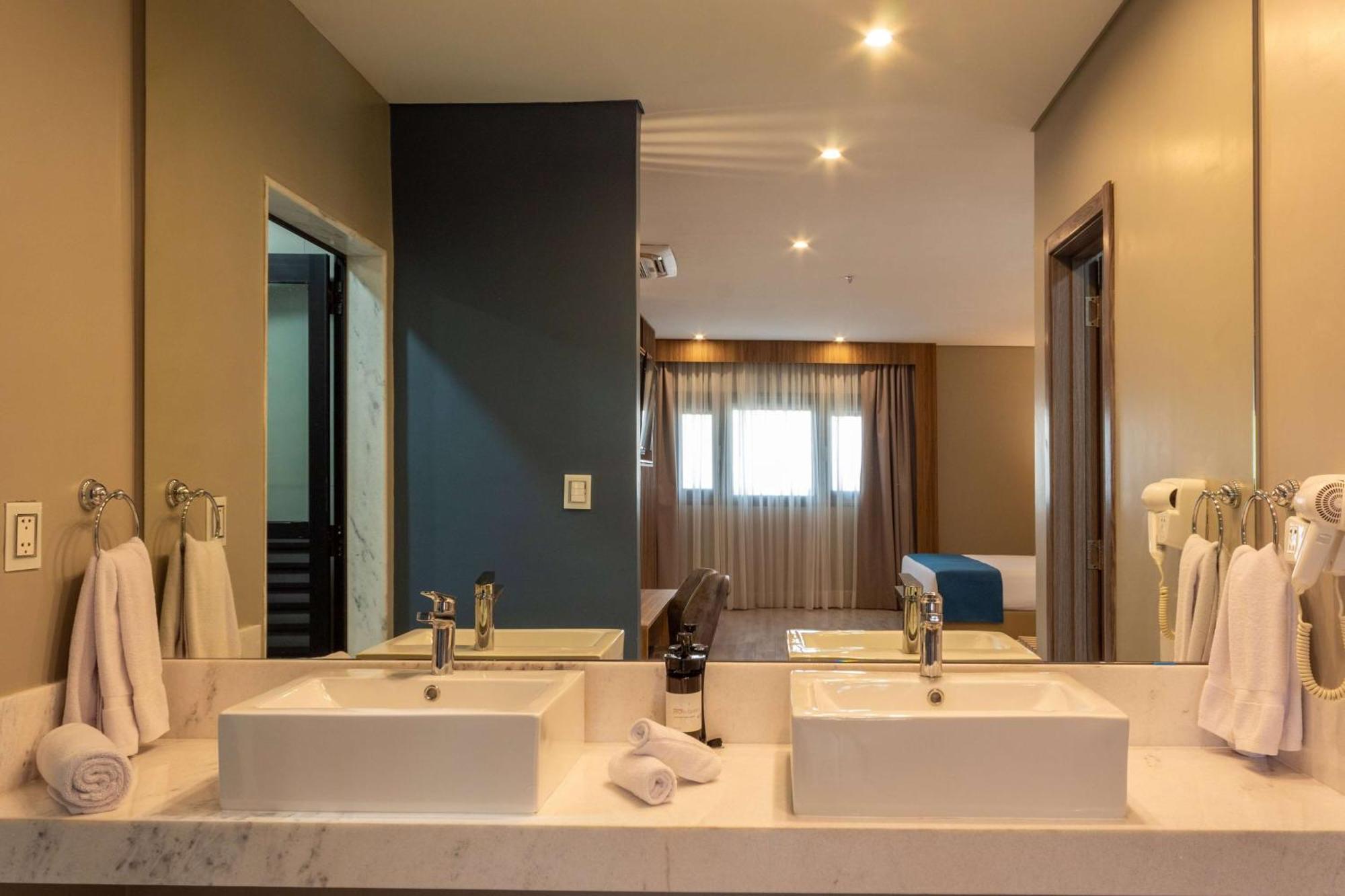 מלון Tryp By Wyndham אסונסיון מראה חיצוני תמונה